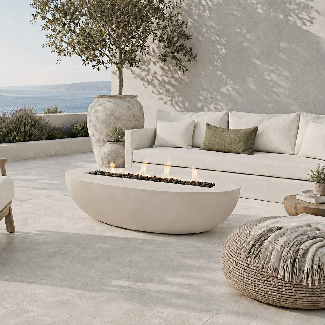 Outdoor fire pit