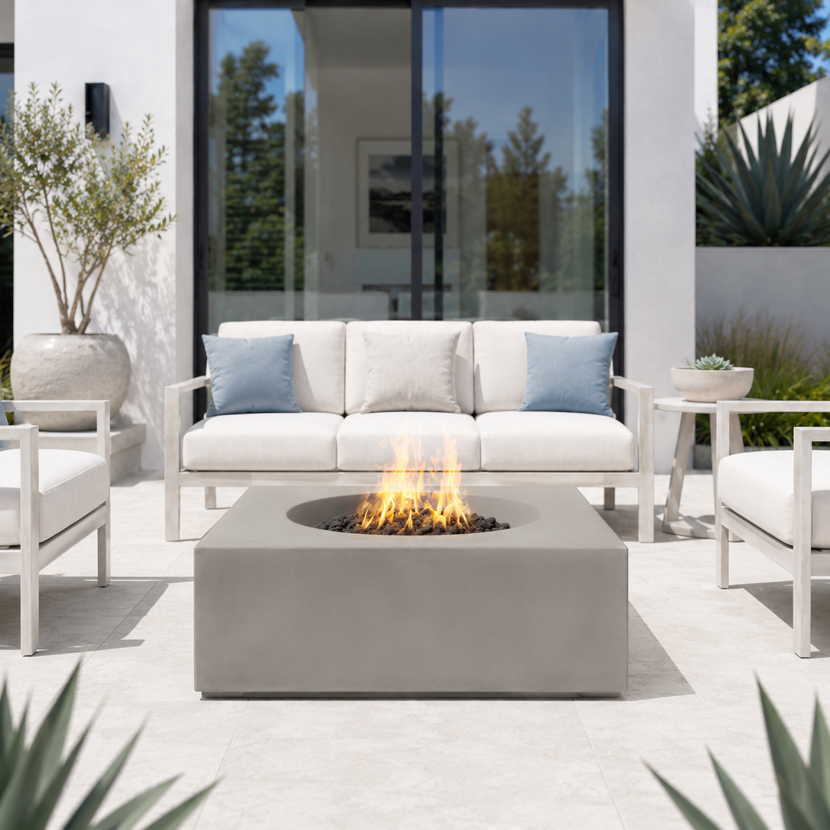 Tao Concrete Fire Table - Sqaure 41" x 41"